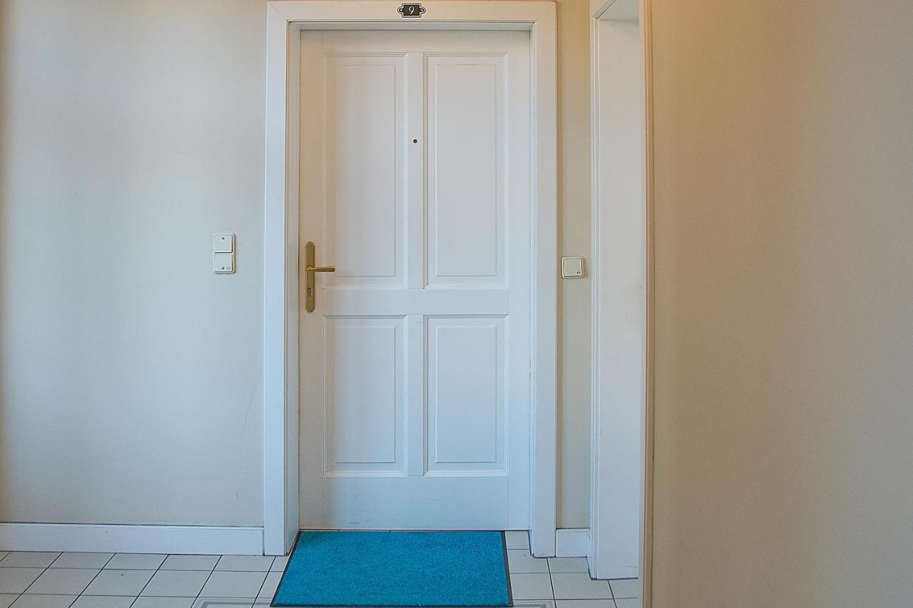 Blue Lotus Apartment Виена Екстериор снимка